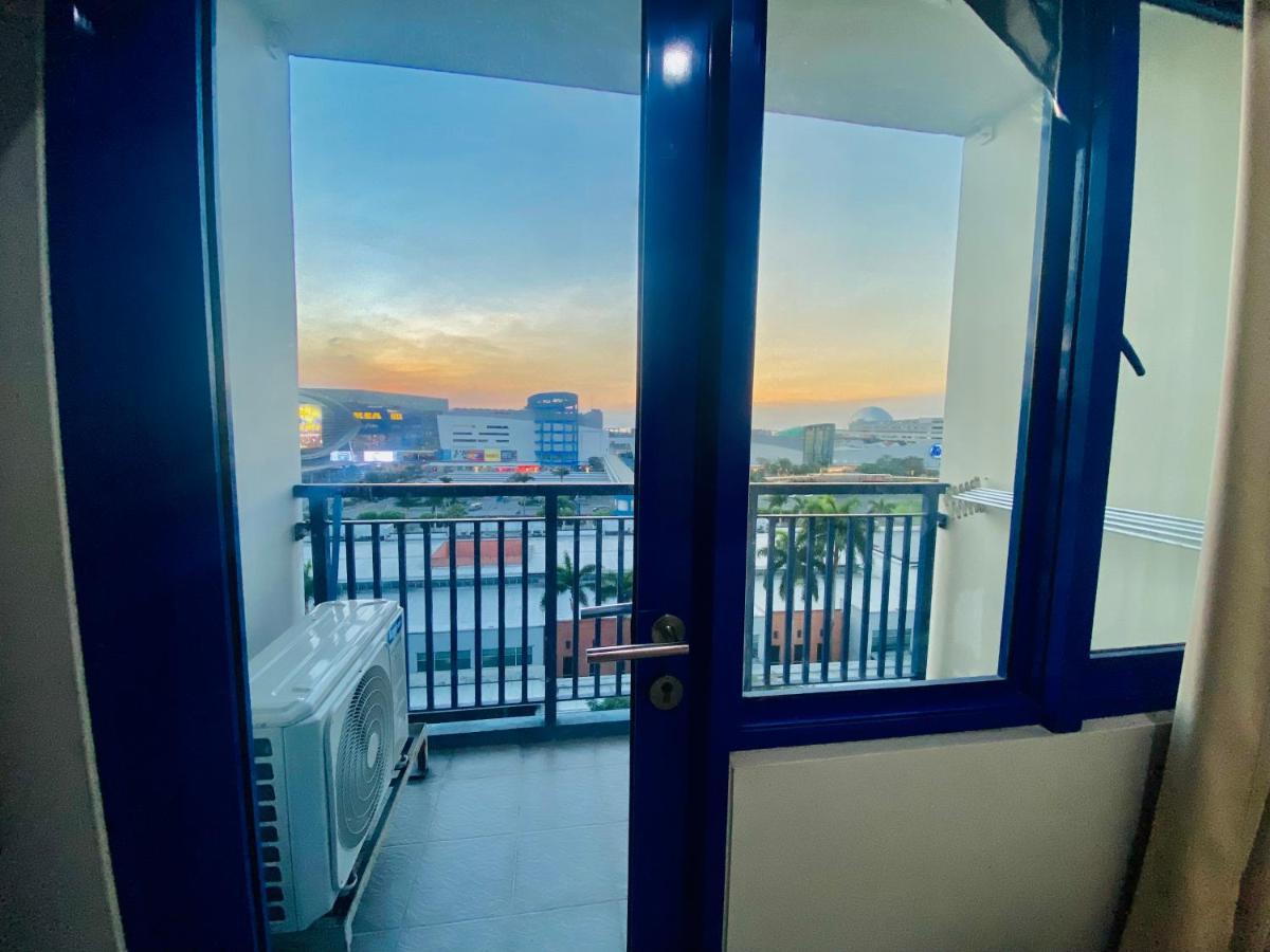 Madison'S Place At Sea Moa マニラ市 エクステリア 写真
